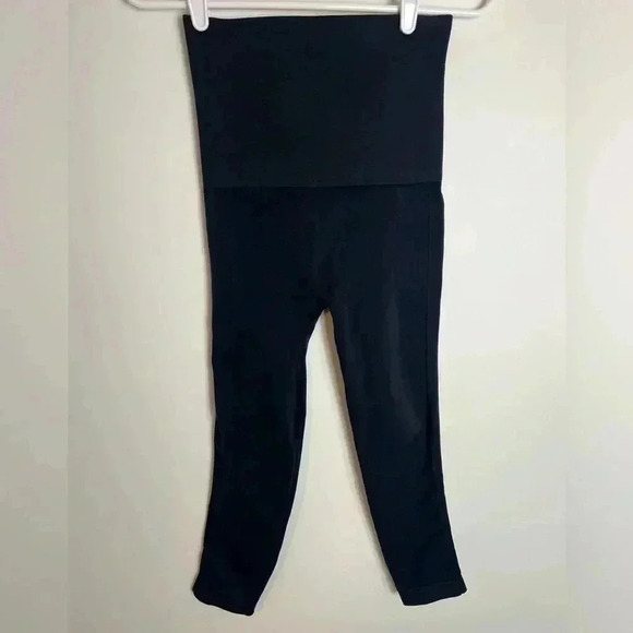 SOLD BELLY BANDIT MOTHER TUCKER CROPPED XS LEGGINGS - Picture 1 of 12
